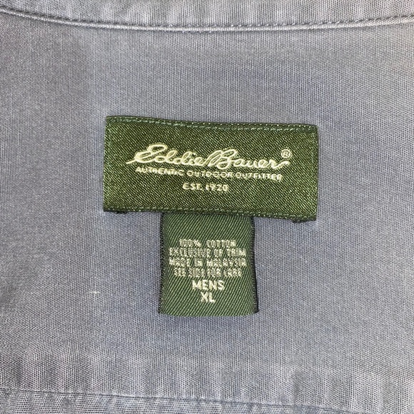 Cropped Grey Eddie Bauer Button Up - Picture 7 of 7